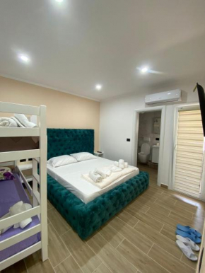Nina Guest House